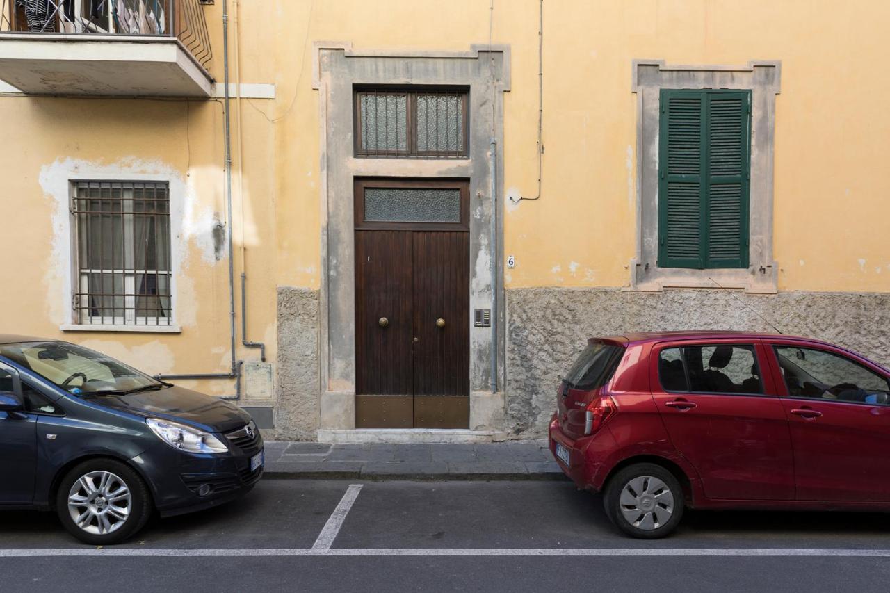 Altido Family Apart For 5 In Central Pisa On Riverside ภายนอก รูปภาพ